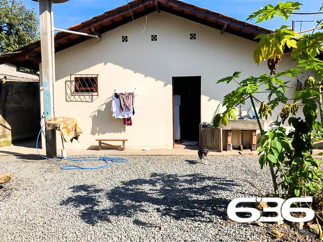 EXCELENTE CASA Ă VENDA NO BAIRRO AVENTUREIRO, EM J