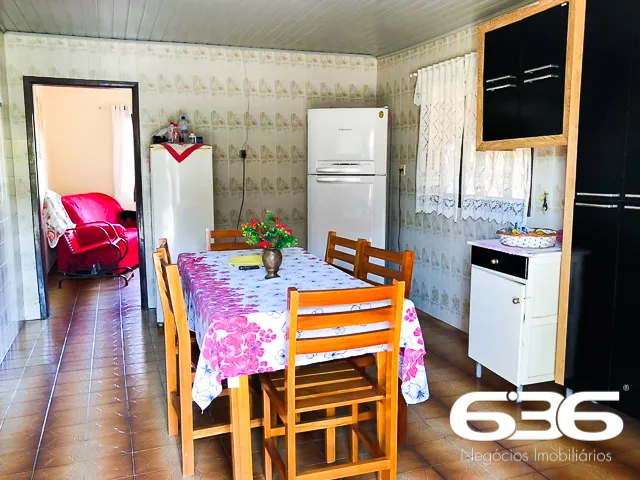 EXCELENTE CASA Ă VENDA NO BAIRRO AVENTUREIRO, EM J