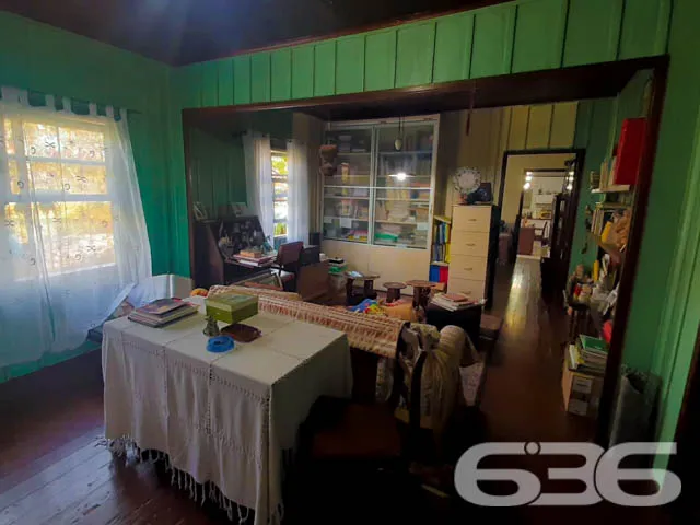 VENDE-SE CHÁCARA COM 4 QUARTOS NO BAIRRO VILA NOVA