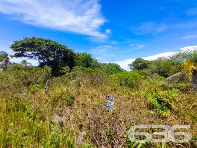 INVISTA NO SEU FUTURO COM ESTE TERRENO NA PRAIA DO