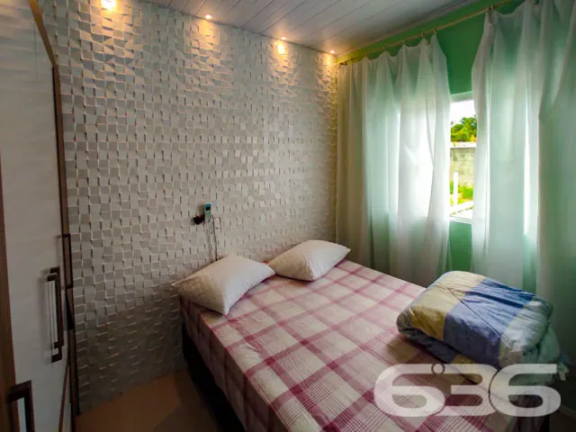 EXCELENTE CASA COM 1 SUĂTE E 1 QUARTO EM ARAQUARI,