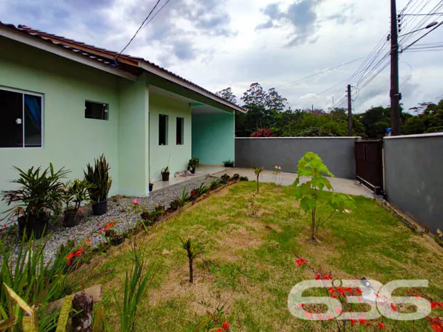 EXCELENTE CASA COM 1 SUĂTE E 1 QUARTO EM ARAQUARI,
