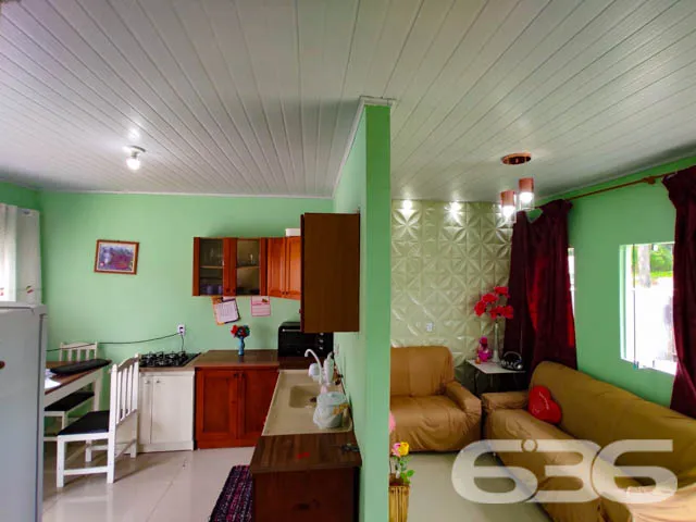 EXCELENTE CASA COM 1 SUĂTE E 1 QUARTO EM ARAQUARI,