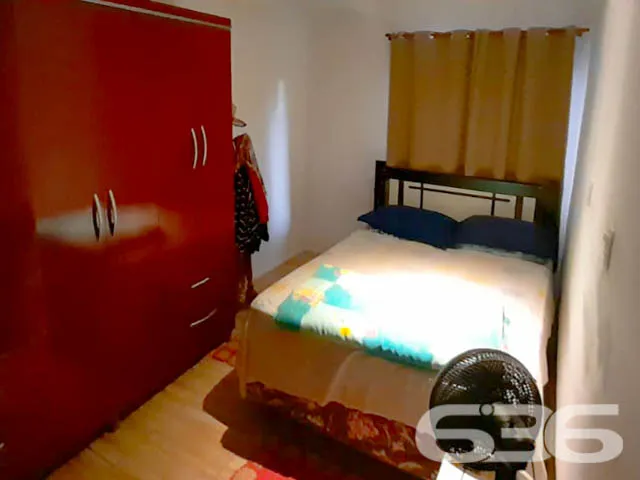 OPORTUNIDADE DE SOBRADO COM  2 SUÍTES E 4 QUARTOS,