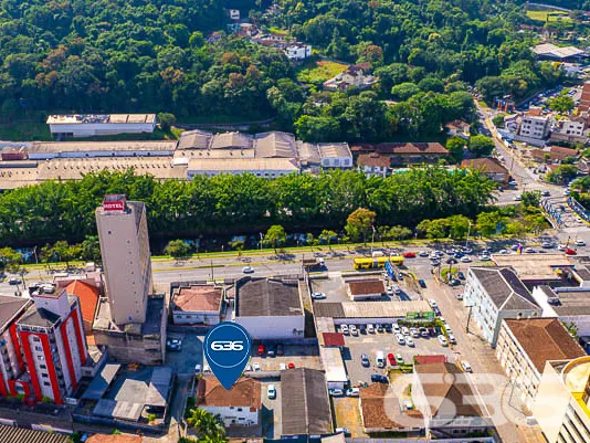 INVISTA NESTE IMÓVEL COMERCIAL NO CENTRO DE JOINVI