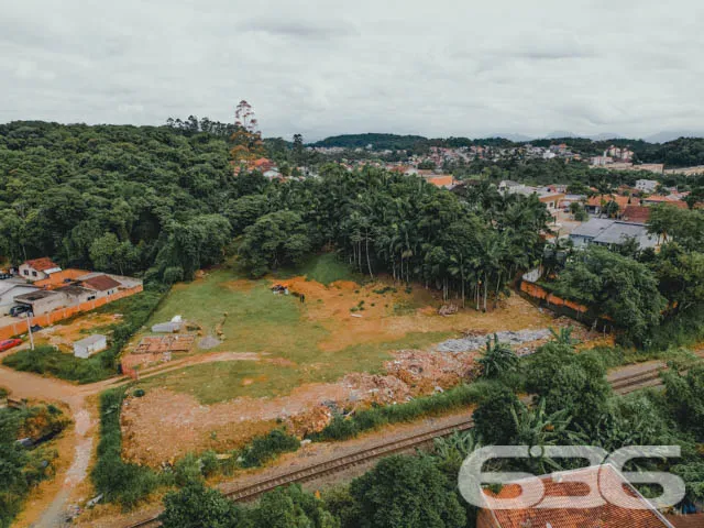 BELÍSSIMO TERRENO À VENDA, NO BAIRRO PARQUE GUARAN