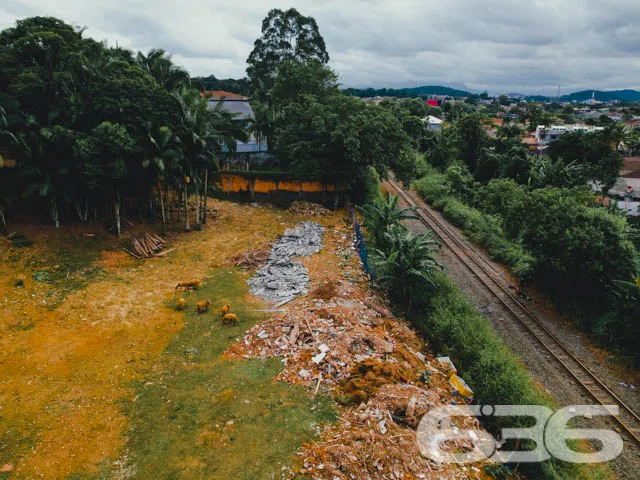 BELÍSSIMO TERRENO À VENDA, NO BAIRRO PARQUE GUARAN