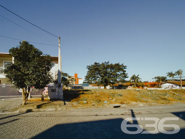 EXCELENTE TERRENO, NO BAIRRO NOVA BRASÍLIA, EM JOI