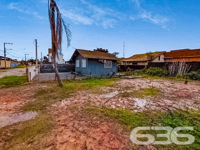 VENDE-SE TERRENO EM SÃO FRANCISCO DO SUL, SANTA CA