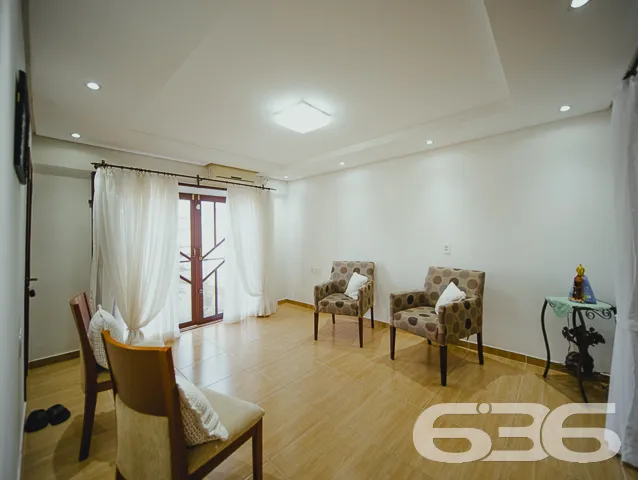 RESIDÊNCIA COM SUÍTE + 3 QUARTOS NO BAIRRO FÁTIMA 