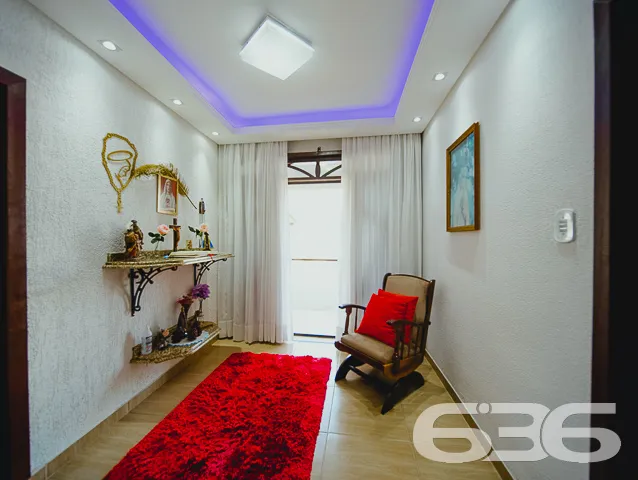 RESIDÊNCIA COM SUÍTE + 3 QUARTOS NO BAIRRO FÁTIMA 