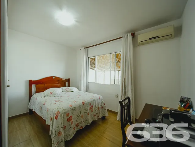 RESIDÊNCIA COM SUÍTE + 3 QUARTOS NO BAIRRO FÁTIMA 