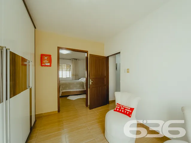 RESIDÊNCIA COM SUÍTE + 3 QUARTOS NO BAIRRO FÁTIMA 