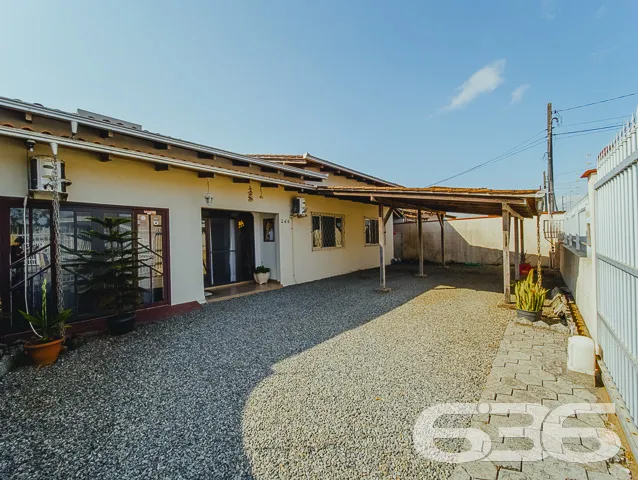 RESIDÊNCIA COM SUÍTE + 3 QUARTOS NO BAIRRO FÁTIMA 
