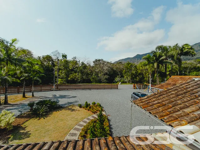 CHÁCARA À VENDA EM PIRABEIRABA - GRANDE OPORTUNIDA