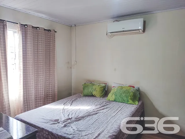 RESIDÊNCIA COM SUÍTE + 2 QUARTOS NO BAIRRO JOÃO CO