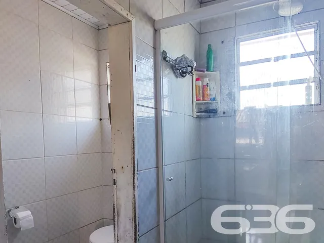 RESIDÊNCIA COM SUÍTE + 2 QUARTOS NO BAIRRO JOÃO CO