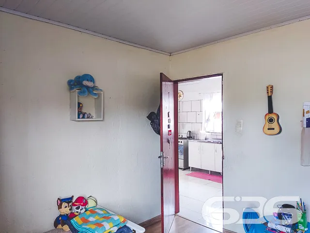 RESIDÊNCIA COM SUÍTE + 2 QUARTOS NO BAIRRO JOÃO CO