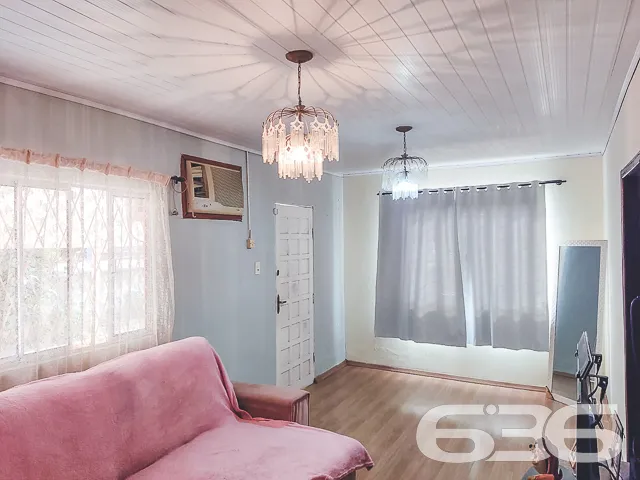 RESIDÊNCIA COM SUÍTE + 2 QUARTOS NO BAIRRO JOÃO CO