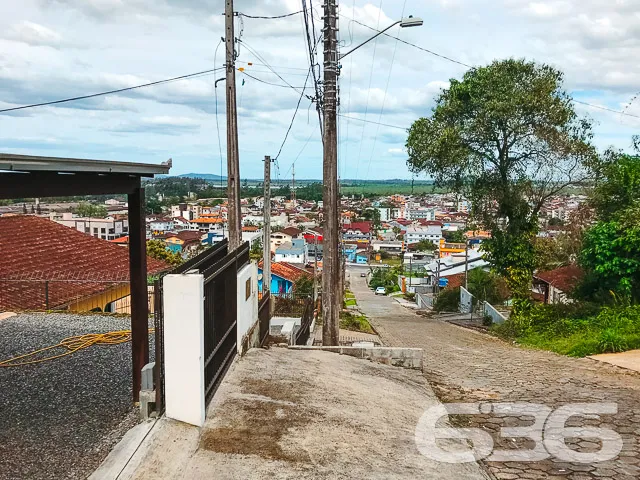 BELĂSSIMA RESIDĂNCIA COM 1 SUĂTE MAIS 3 QUARTOS NO