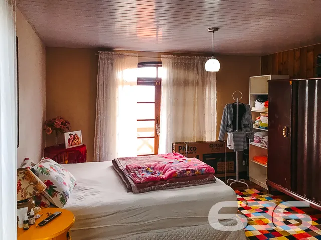 BELĂSSIMA RESIDĂNCIA COM 1 SUĂTE MAIS 3 QUARTOS NO