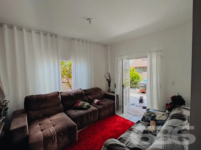 RESIDÊNCIA COM SUÍTE + QUARTO NA ENSEADA, SÃO FRAN