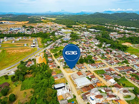 TERRENO DE ESQUINA DISPONÍVEL PARA VENDA NO BAIRRO