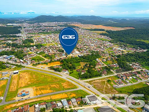 TERRENO DE ESQUINA DISPONÍVEL PARA VENDA NO BAIRRO