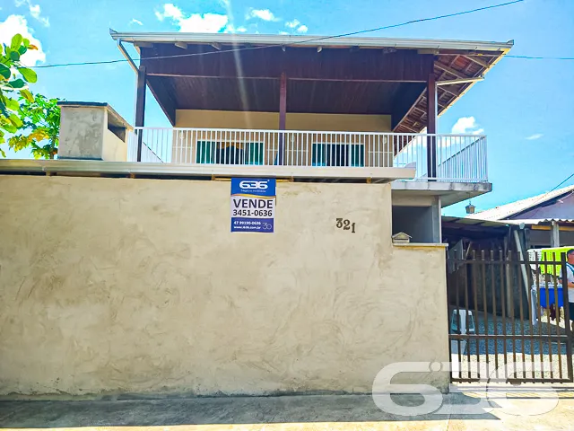 ÓTIMA CASA COM 3 QUARTOS NO BAIRRO PARQUE GUARANI
