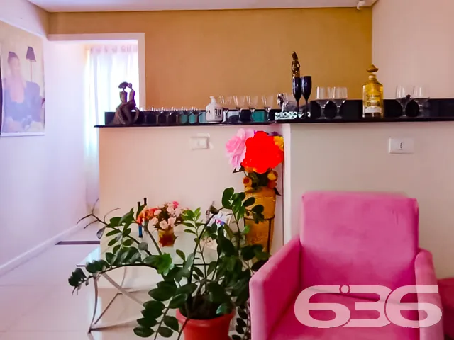 ÓTIMA CASA COM 3 QUARTOS NO BAIRRO PARQUE GUARANI
