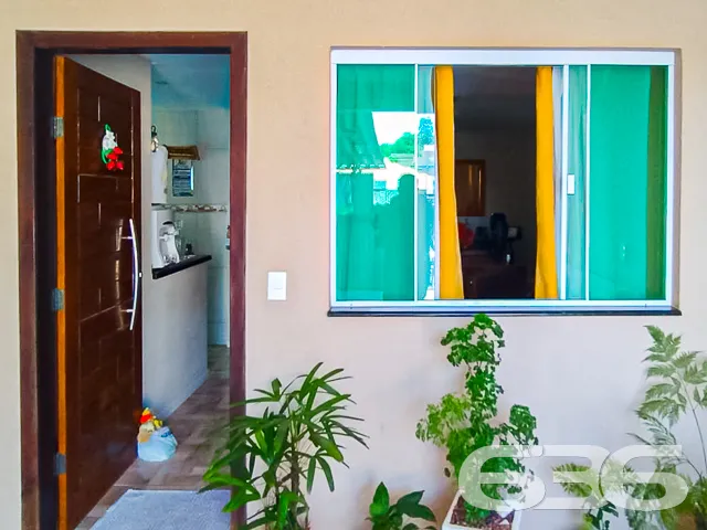 ÓTIMA CASA COM 3 QUARTOS NO BAIRRO PARQUE GUARANI
