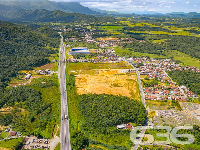 EXCELENTE TERRENO À VENDA EM JOINVILLE
São incrív