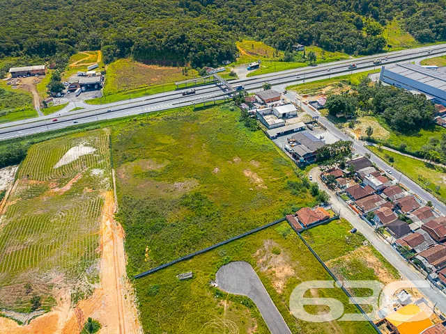 EXCELENTE TERRENO À VENDA EM JOINVILLE
São incrív