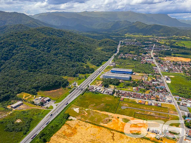 EXCELENTE TERRENO À VENDA EM JOINVILLE
São incrív