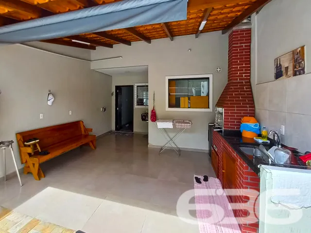 SOBRADO COM SUÍTE + 2 DORMITÓRIOS NO BAIRRO SÃO MA
