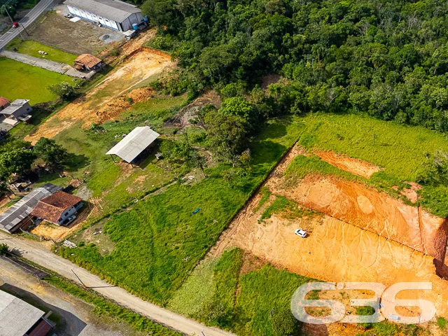 TERRENO INDUSTRIAL EM ARAQUARI
Este terreno indu