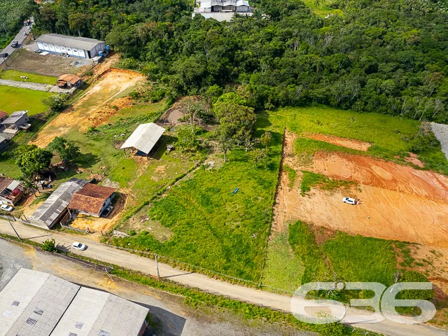 TERRENO INDUSTRIAL EM ARAQUARI
Este terreno indu