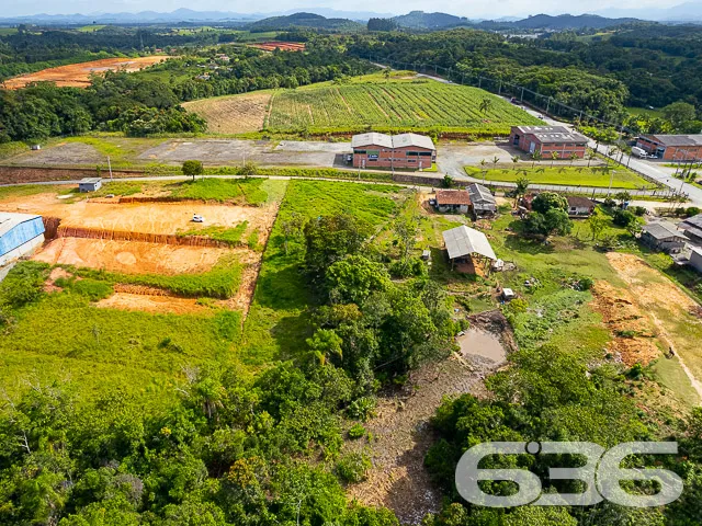 TERRENO INDUSTRIAL EM ARAQUARI
Este terreno indu