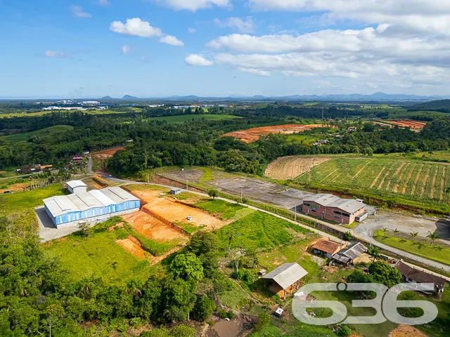 TERRENO INDUSTRIAL EM ARAQUARI
Este terreno indu