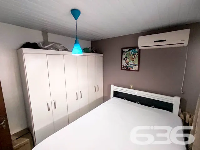 CASA COM PISCINA PRÓXIMA AO MAR EM UBATUBA EM SÃO