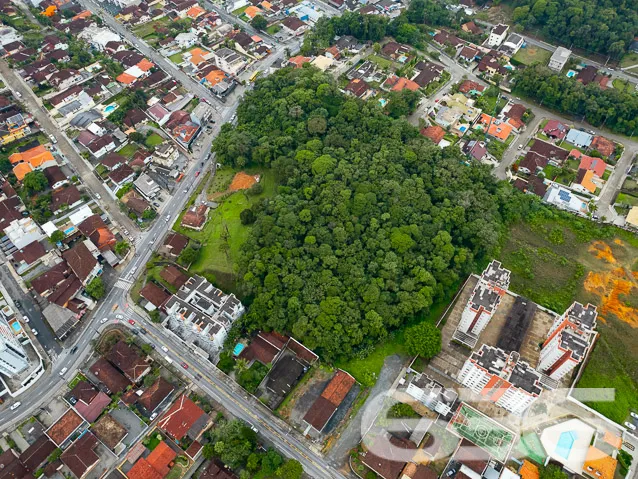 TERRENO À VENDA NO BAIRRO BOM RETIRO - ESTUDA PERM