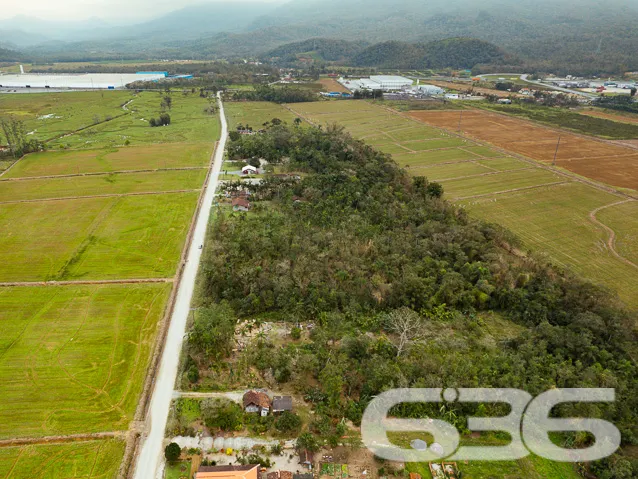 OPORTUNIDADE DE TERRENO ÚNICO EM GARUVA
Se você e