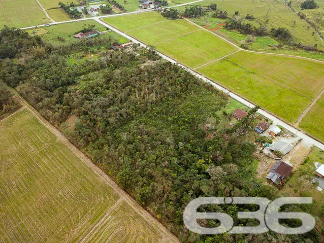OPORTUNIDADE DE TERRENO ÚNICO EM GARUVA
Se você e