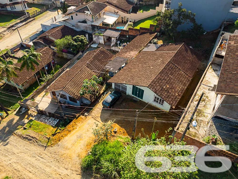 IMÓVEL À VENDA NO BAIRRO GUANABARA

Apresentamos a