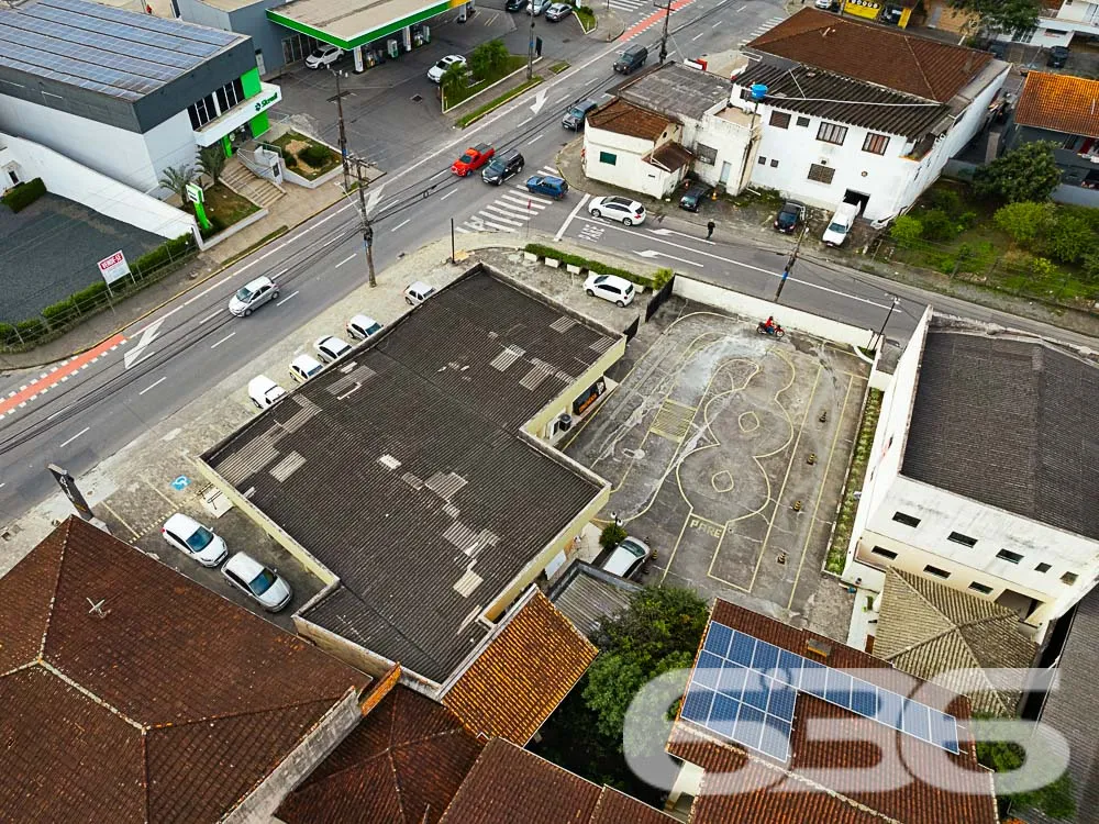 OPORTUNIDADE DE IMÓVEL COMERCIAL NO BAIRRO IRIRIÚ