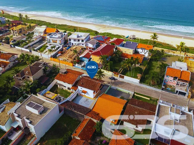 MORE PERTO DA PRAIA DE UBATUBA EM SÃO FRANCISCO DO