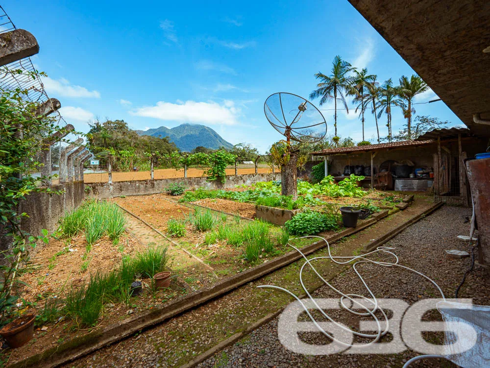 IMÓVEL COMERCIAL NO CENTRO DE PIRABEIRABA: INVISTA