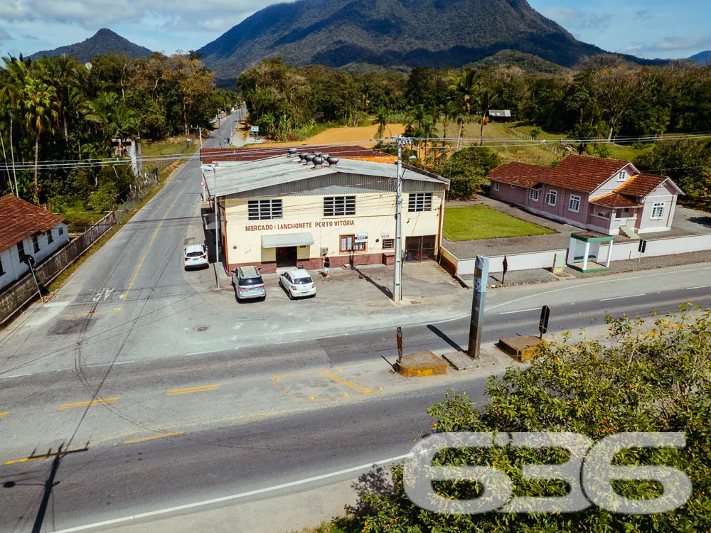 IMÓVEL COMERCIAL NO CENTRO DE PIRABEIRABA: INVISTA