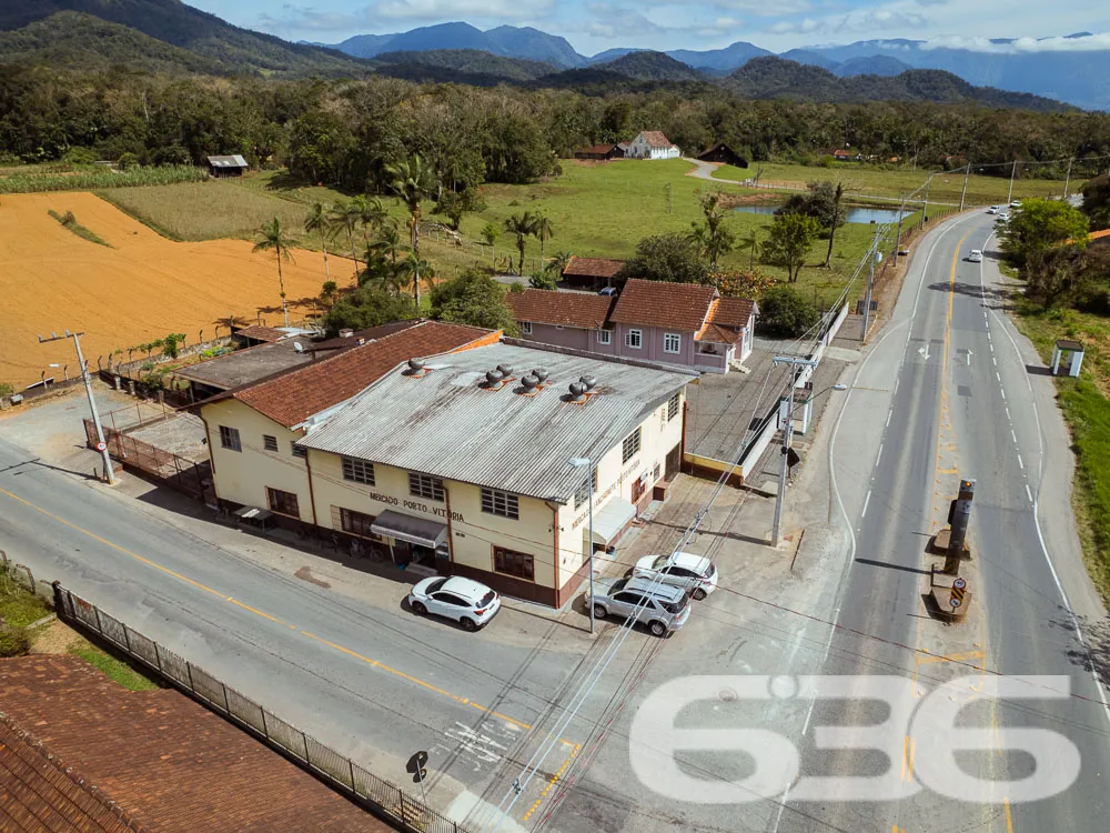 IMÓVEL COMERCIAL NO CENTRO DE PIRABEIRABA: INVISTA