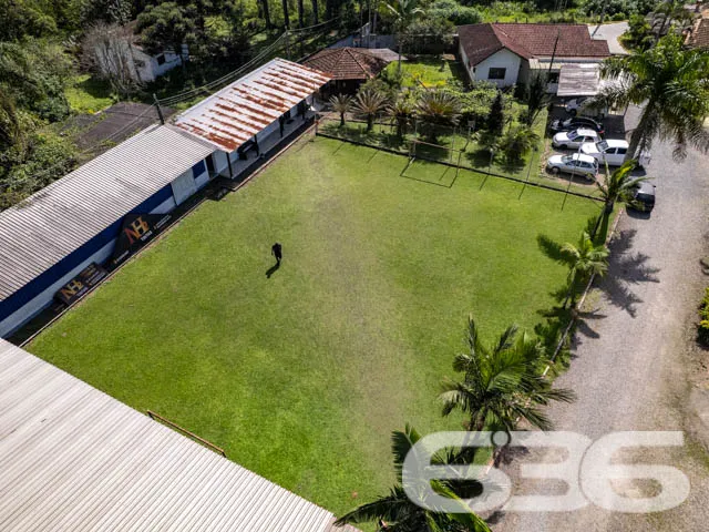 VENDE-SE AMPLA EMPRESA NO CENTRO DE ARAQUARI! INVI